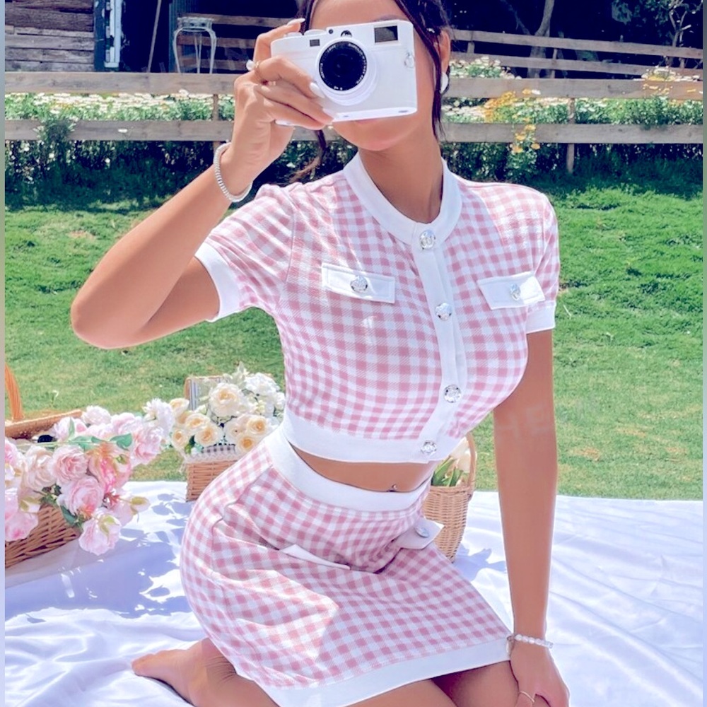 SHEIN Pink Gingham Set